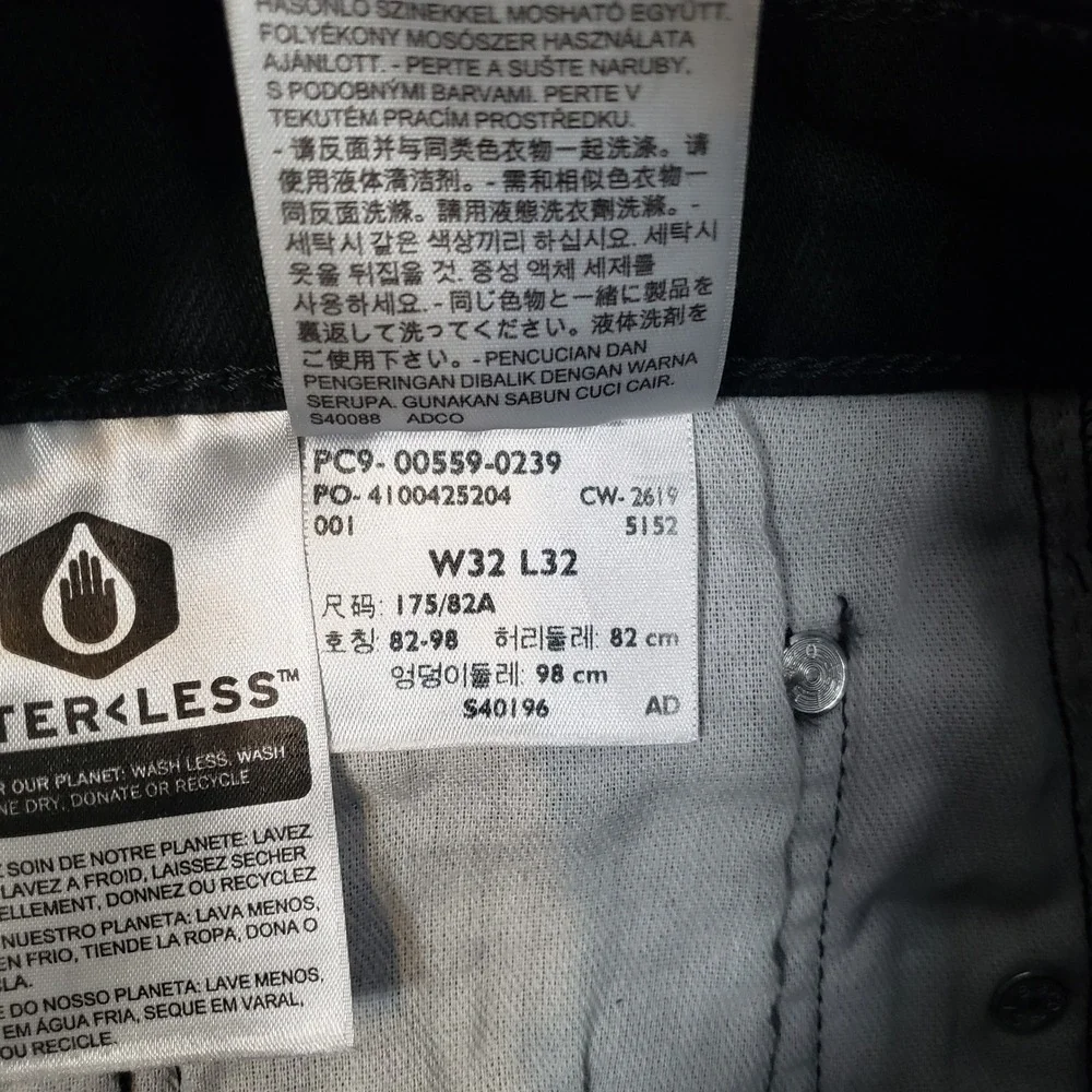 Levi's 559 Relaxed Straight Jeans Mens 32x32 Black WaterLess Stretch Denim